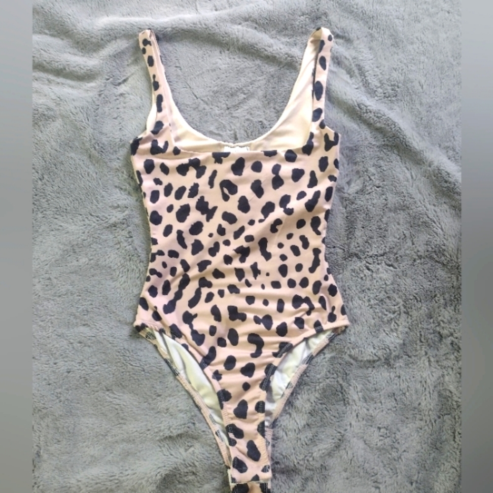 EUC Princess Polly Tamikah Bodysuit - Picture 3 of 8
